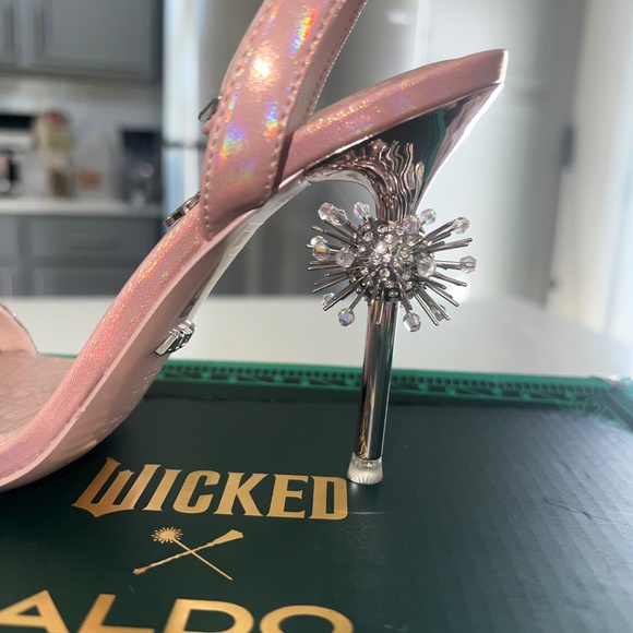 RARE WICKED movie Glinda sandal high heels - Aldo - Picture 5 of 7